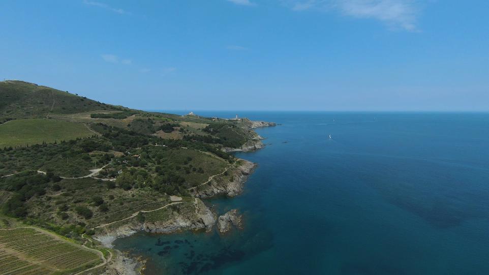 cote rocheuse de la crique de Bernardi